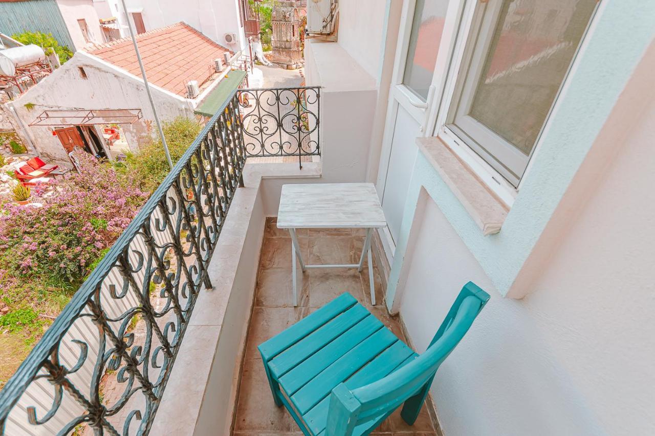 Kuytu Terrace Bed And Breakfast Kaş Exterior foto